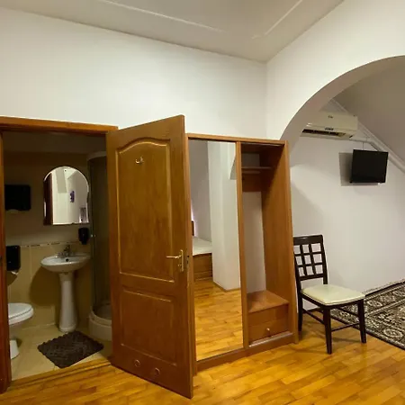даніель Hotel Mukacheve